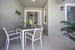 Sanitized! Gorgeous Family Getaway 4Bd Home w/ Pool Close to Disney 49