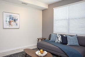 Gorgeous Two Bedroom Apt Close to Disney 306 4721 @Storey Lake Resort