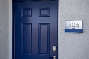 Gorgeous Two Bedroom Apt Close to Disney 306 4721 @Storey Lake Resort