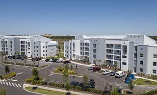 Gorgeous Two Bedroom Apt Close to Disney 306 4721 @Storey Lake Resort