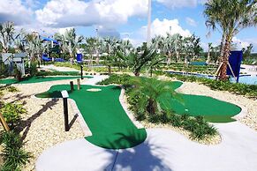 Gorgeous Two Bedroom Apt Close to Disney 306 4721 @Storey Lake Resort