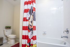 Gorgeous Two Bedroom Apt Close to Disney 306 4721 @Storey Lake Resort