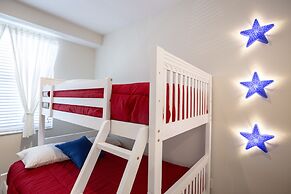 Gorgeous Two Bedroom Apt Close to Disney 306 4721 @Storey Lake Resort