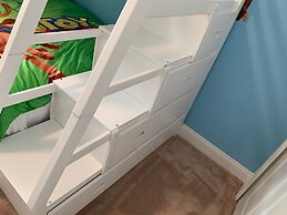 Splendid Four Bedroom Home w/ Pool @Festival 154