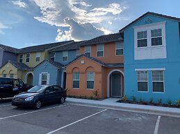 Splendid Four Bedroom Home w/ Pool @Festival 154