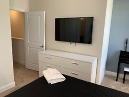 Splendid Four Bedroom Home w/ Pool @Festival 154