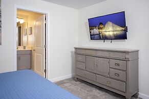 Wonderful 5 Bedroom w/ Pool Close to Disney 4801