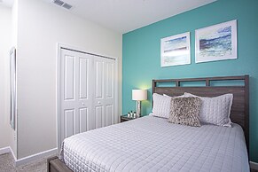 Wonderful 5 Bedroom w/ Pool Close to Disney 4801