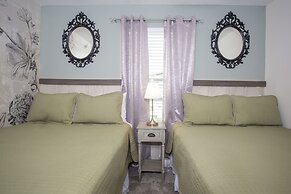 Wonderful 5 Bedroom w/ Pool Close to Disney 4801