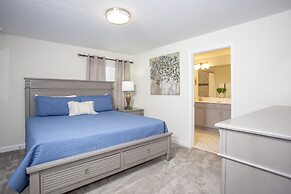 Wonderful 5 Bedroom w/ Pool Close to Disney 4801