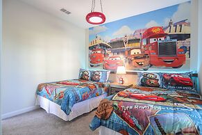 Wonderful 5 Bedroom w/ Pool Close to Disney 4801