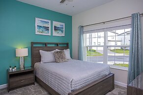 Wonderful 5 Bedroom w/ Pool Close to Disney 4801