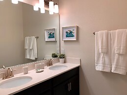 Marvelous 5 Bedroom w/ Pool Close to Disney 4811