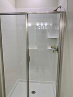 Marvelous 5 Bedroom w/ Pool Close to Disney 4811