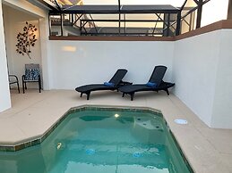 Marvelous 5 Bedroom w/ Pool Close to Disney 4811