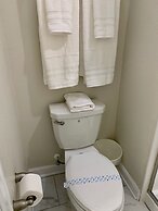 Marvelous 5 Bedroom w/ Pool Close to Disney 4811