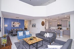 Gorgeous 5Bd Close to Disney @ Storey Lake 2734