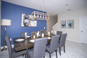 Gorgeous 5Bd Close to Disney @ Storey Lake 2734