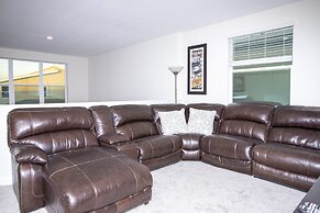 Gorgeous 5Bd Close to Disney @ Storey Lake 2734