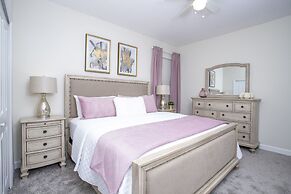 Gorgeous 5Bd Close to Disney @ Storey Lake 2734