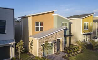 Gorgeous 5Bd Close to Disney @ Storey Lake 2734