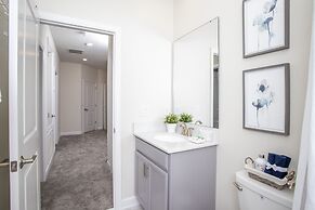 Gorgeous 5Bd Close to Disney @ Storey Lake 2734