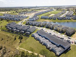 Stunning 5 Bd w/ Pool Close to Disney 8955