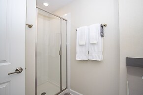 Stunning 5 Bd w/ Pool Close to Disney 8955