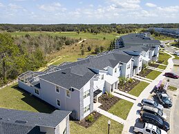 Stunning 5 Bd w/ Pool Close to Disney 8955