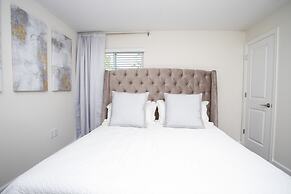 Stunning 5 Bd w/ Pool Close to Disney 8955