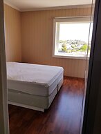 StayPlus 3BR City Apartment With Garden