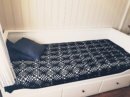 StayPlus 3BR City Apartment With Garden