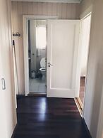 StayPlus 3BR City Apartment With Garden