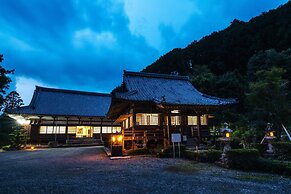 Temple Hotel Daitaiji