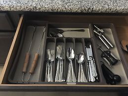 Family Friendly 4 Bd w/GameRoom near Disney 5103