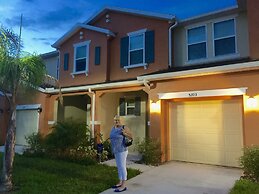Family Friendly 4 Bd w/GameRoom near Disney 5103