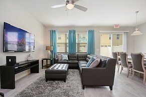 Family Friendly 4 Bedroom close to Disney in Compass Bay Resort 5108