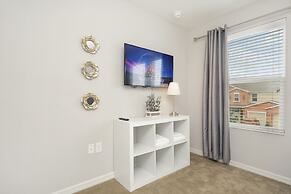 Family Friendly 4 Bedroom close to Disney in Compass Bay Resort 5108