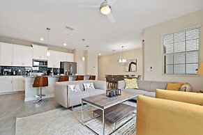 Charming 4Bd w/ Pool @ Storey Lake Resort Orlando 4861