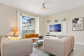 Charming 4Bd w/ Pool @ Storey Lake Resort Orlando 4861