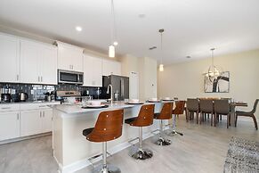 Charming 4Bd w/ Pool @ Storey Lake Resort Orlando 4861