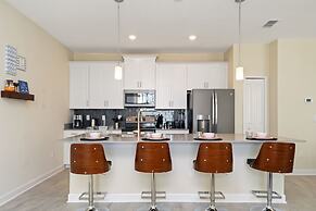 Charming 4Bd w/ Pool @ Storey Lake Resort Orlando 4861