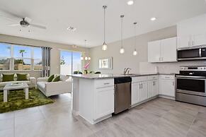 4 Bd Sleeps 10 w/ GameRoom Close to Disney 5147