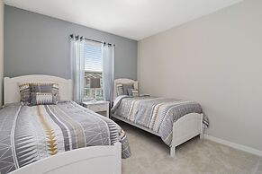 4 Bd Sleeps 10 w/ GameRoom Close to Disney 5147