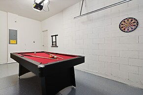 Wonderful 4 Bed Close to Disney w GameRoom 5150