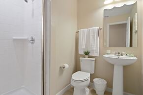 Wonderful 4 Bed Close to Disney w GameRoom 5150