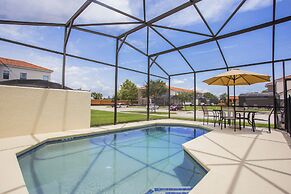 Four Bedroom w/ Screened Pool Close to Disney 4563