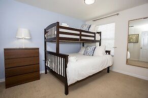 Four Bedroom w/ Screened Pool Close to Disney 4563