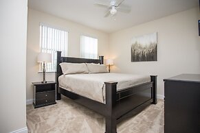 Fabulous Vacation Home  w/ Screened Pool Close To Disney 146