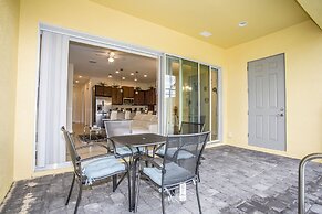 Fabulous Vacation Home  w/ Screened Pool Close To Disney 146